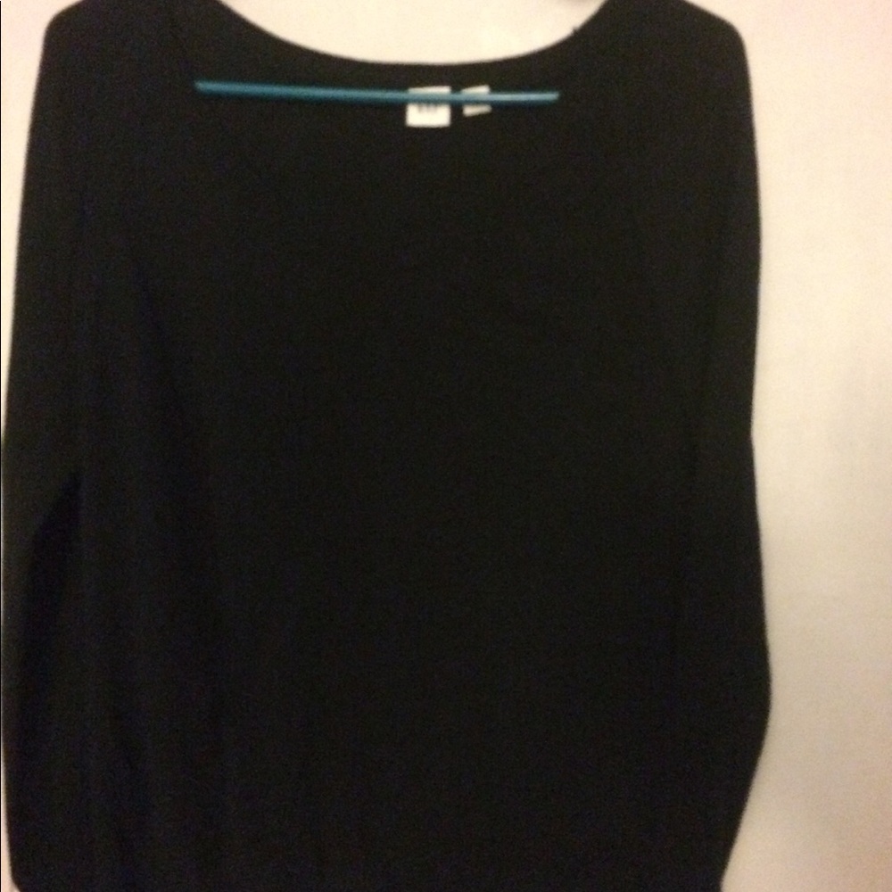Gap sweater